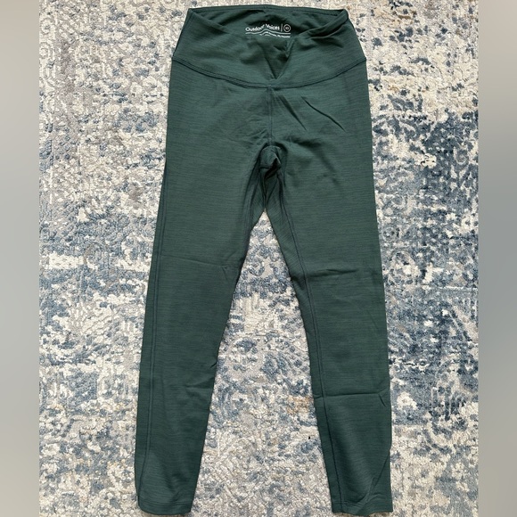 Outdoor Voices Set - Picture 2 of 7